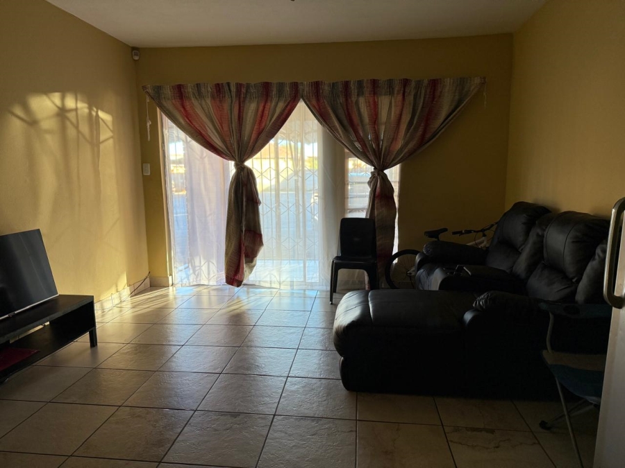 3 Bedroom Property for Sale in Waterval East North West